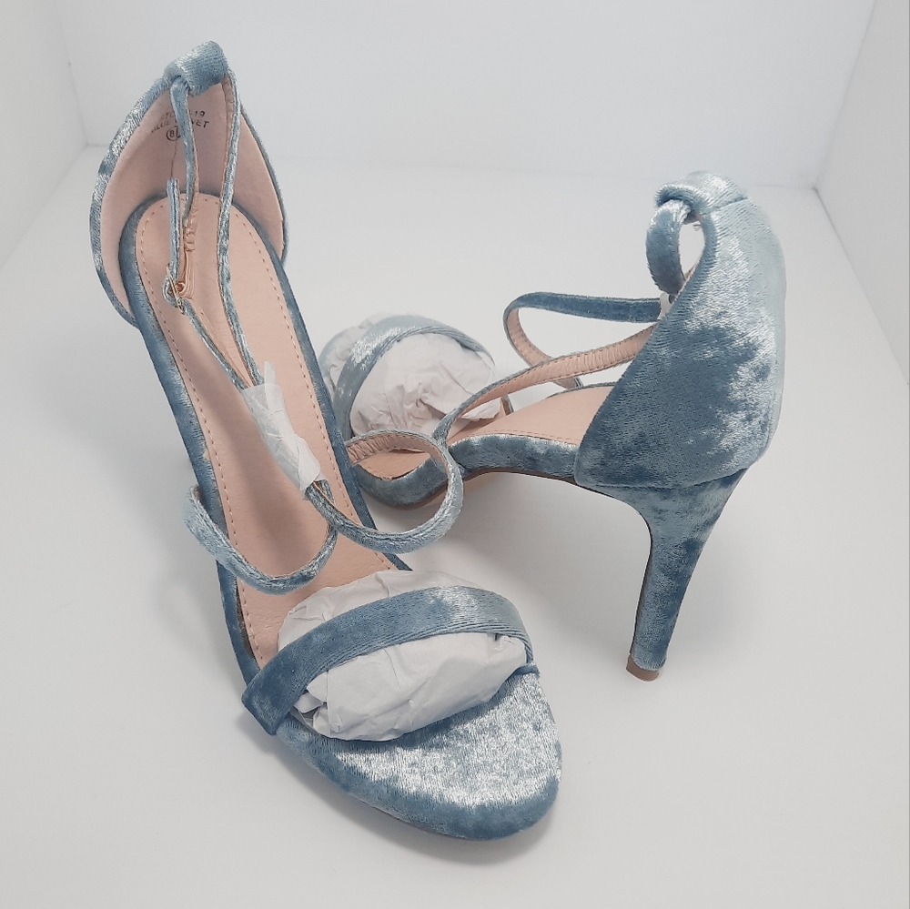 Velvet Crisscross Blue Heels Sz 8 , Sz 5,5 NEW - Picture 3 of 13